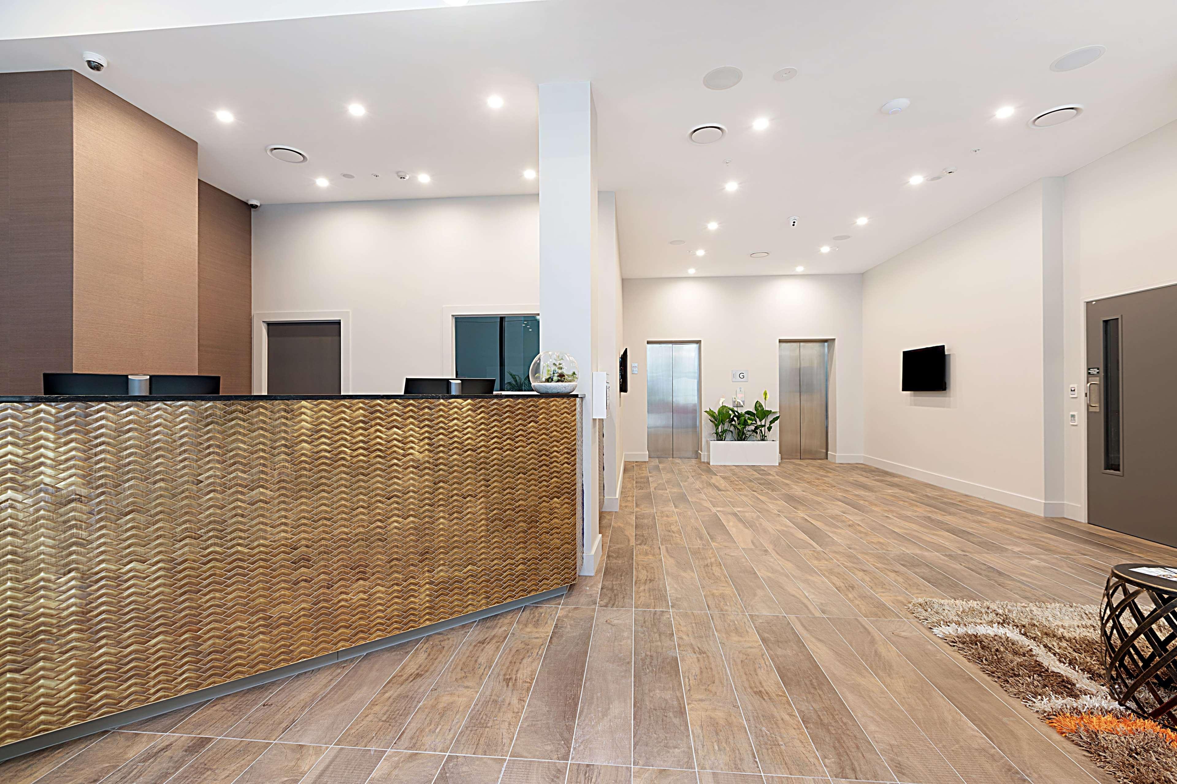 אוקלנד Ramada Suites By Wyndham Victoria Street West מראה חיצוני תמונה