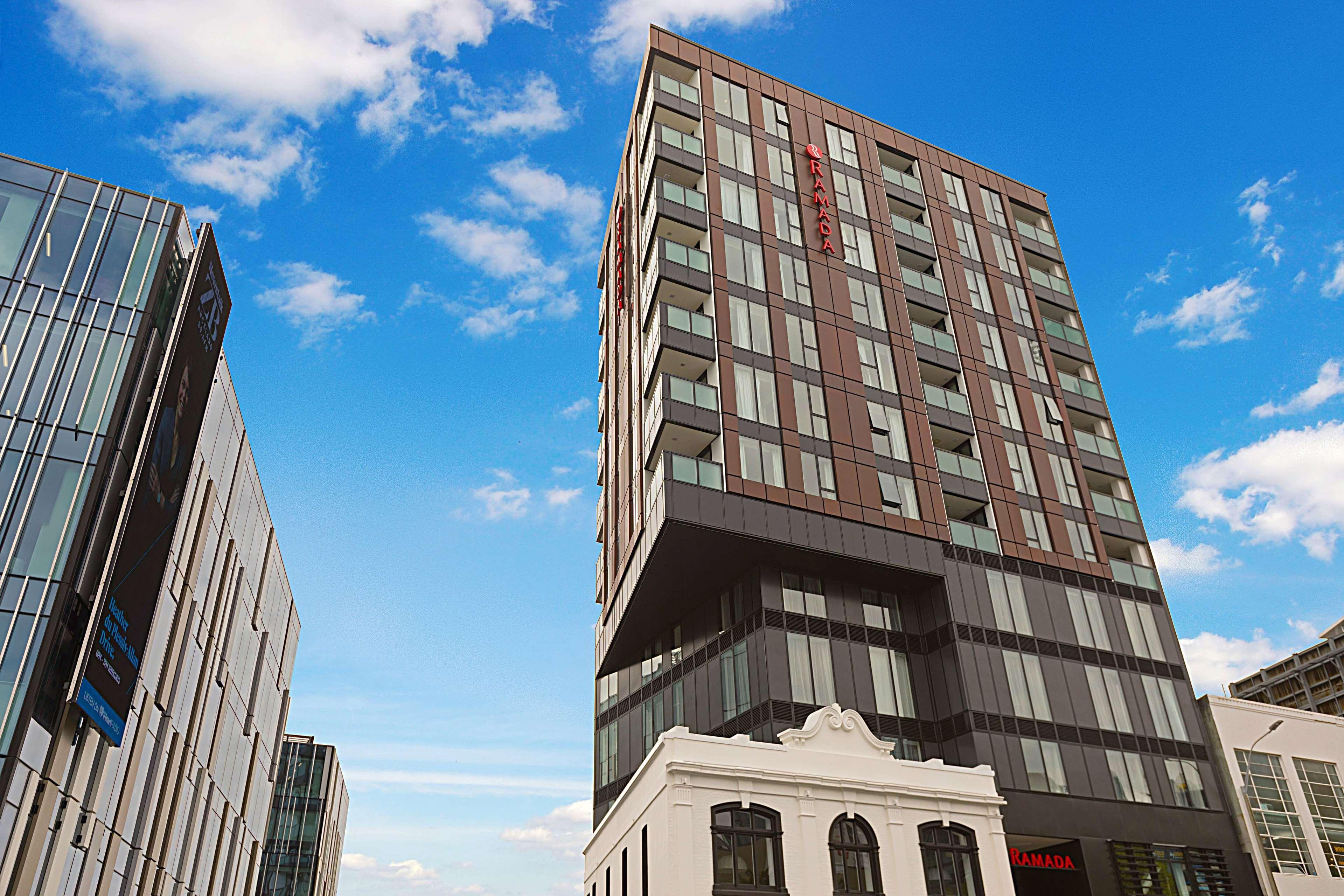 אוקלנד Ramada Suites By Wyndham Victoria Street West מראה חיצוני תמונה